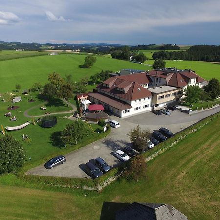 Отель Langs Wirtshaus Sankt Ulrich im Muhlkreis Экстерьер фото